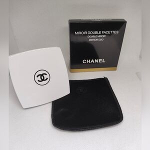 CHANEL White With Black CC Logo Double Facettes Compact Mirror
